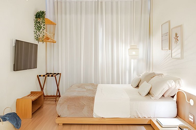 Studio Between Copacabana & Ipanema Beach