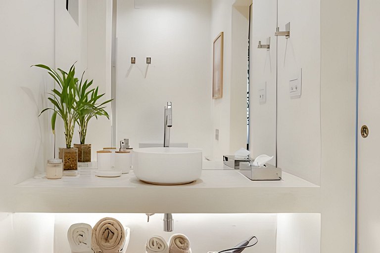 Copabeach | Studio Between Copacabana & Ipanema