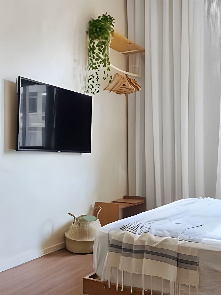 Studio Between Copacabana & Ipanema Beach