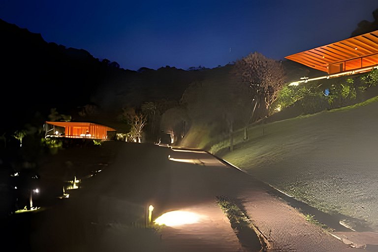 Bangalô Secreto 1 | Jacuzzi, churrasqueira e lago