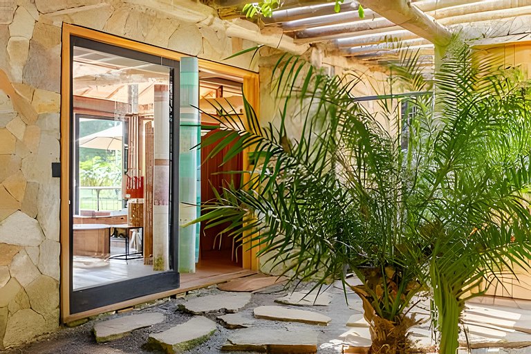 Secreto Cocheira | Piscina, jacuzzi e lago @secretobangalos