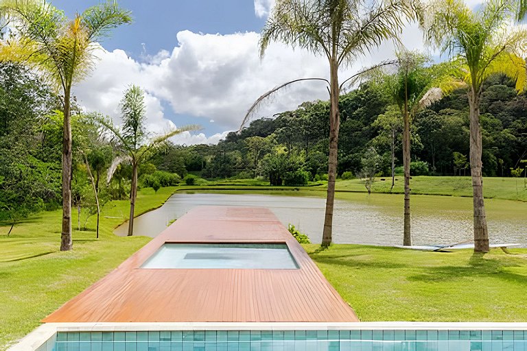 Secreto Cocheira | Piscina, jacuzzi e lago @secretobangalos