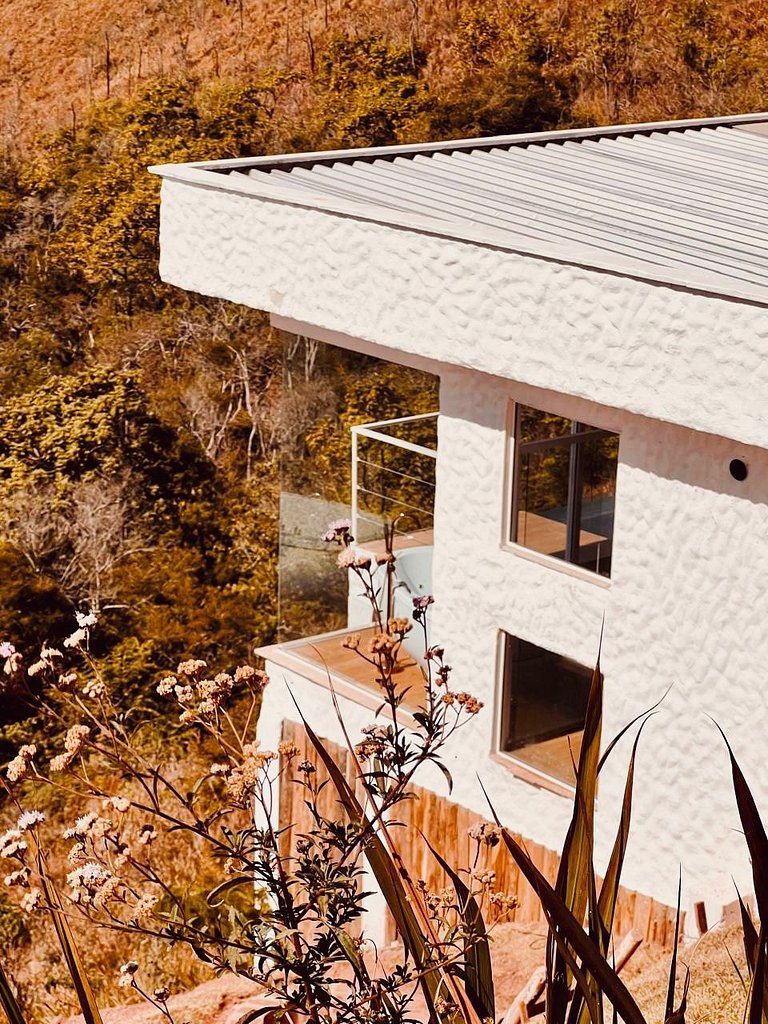 Refúgio Grego Romântico na Serra – Piscina, Jacuzzi e Vista