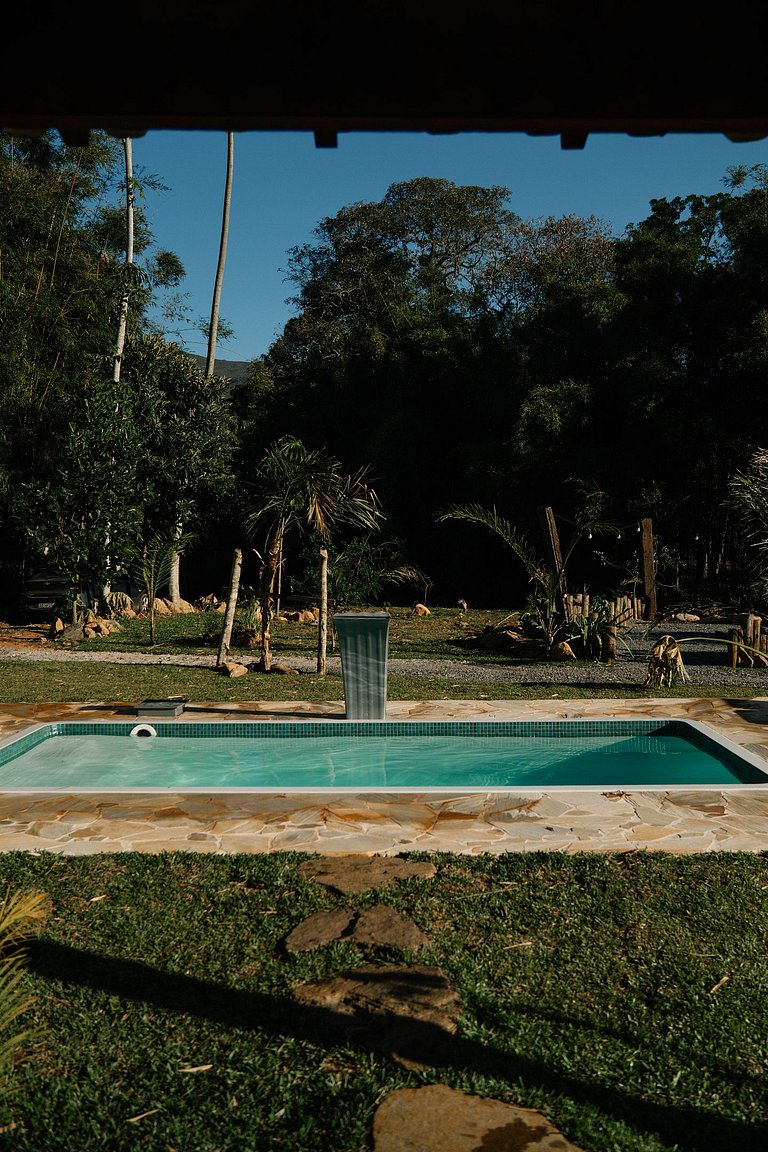 Casa Beira Rio | Piscina, churrasqueira e beach tennis.