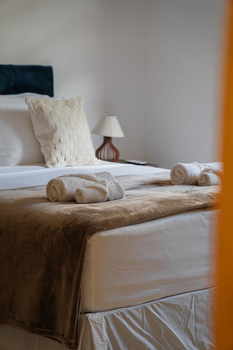 Casa Beira Rio | Piscina, churrasqueira e beach tennis.