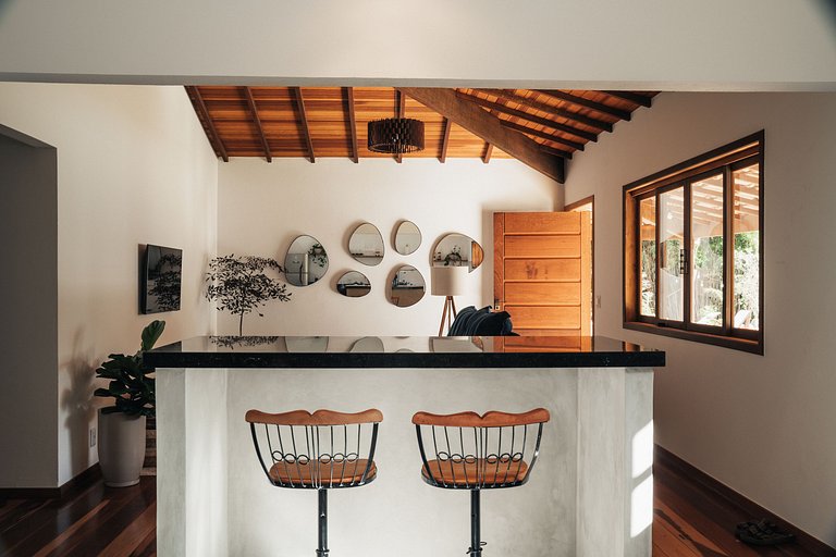 Casa Beira Rio | Piscina, churrasqueira e beach tennis.