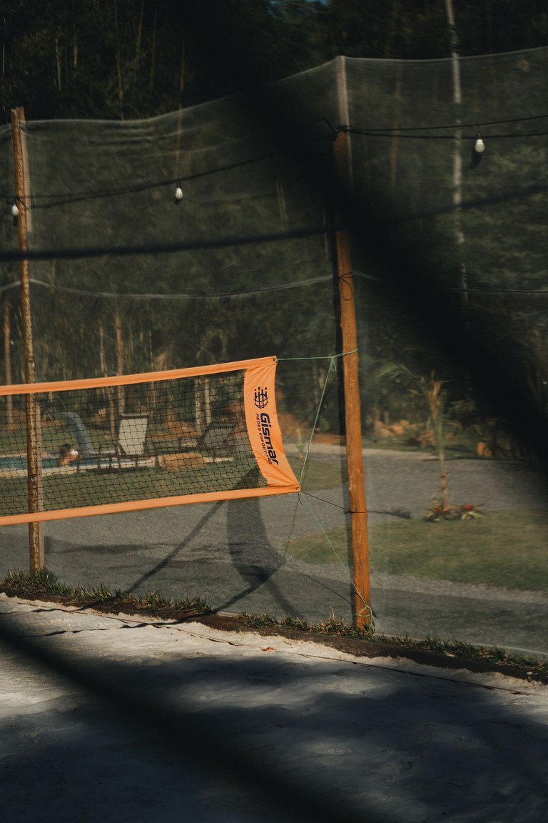 Casa Beira Rio | Piscina, churrasqueira e beach tennis.