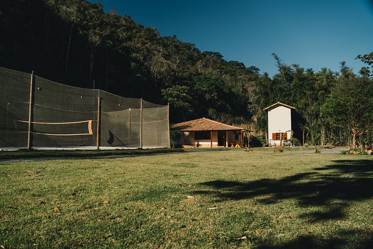 Casa Beira Rio | Piscina, churrasqueira e beach tennis.