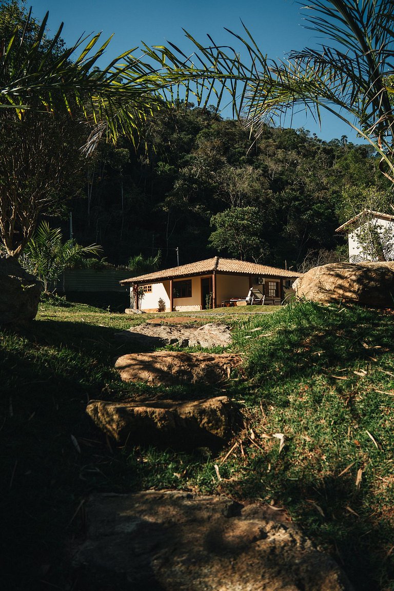 Casa Beira Rio | Piscina, churrasqueira e beach tennis.