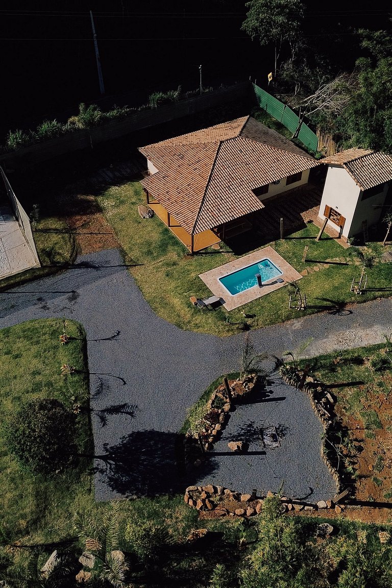 Casa Beira Rio | Piscina, churrasqueira e beach tennis.