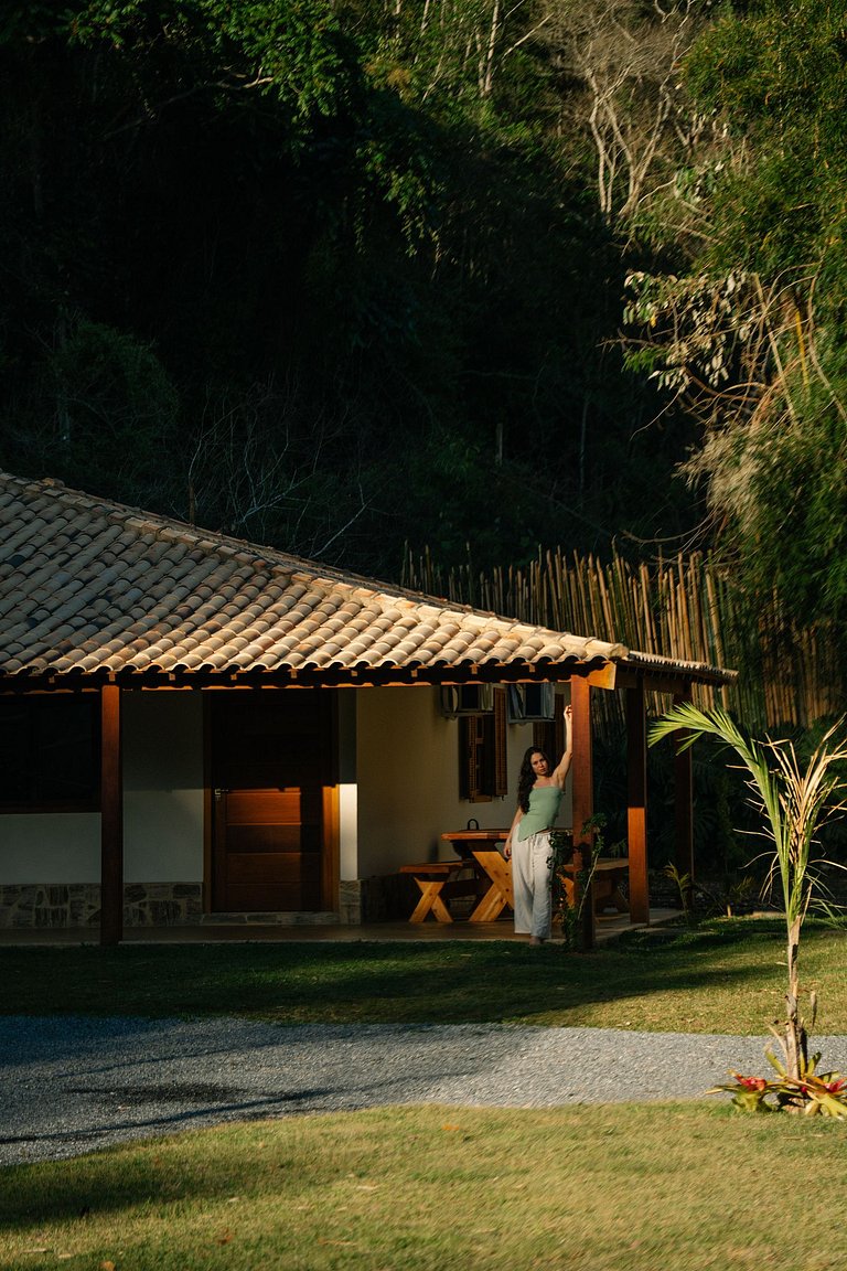 Casa Beira Rio | Piscina, churrasqueira e beach tennis.
