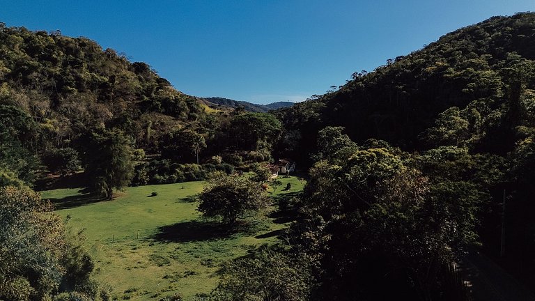 Casa Beira Rio | Piscina, churrasqueira e beach tennis.
