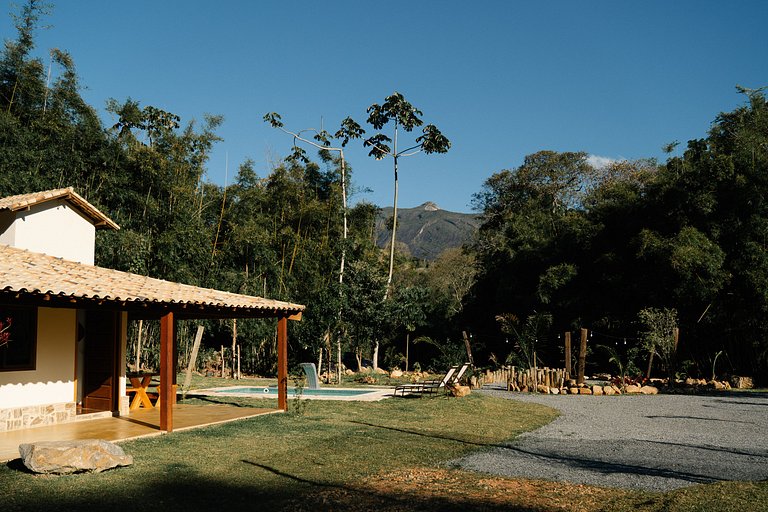 Casa Beira Rio | Piscina, churrasqueira e beach tennis.